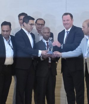 Masud Ashik Award in business lunch